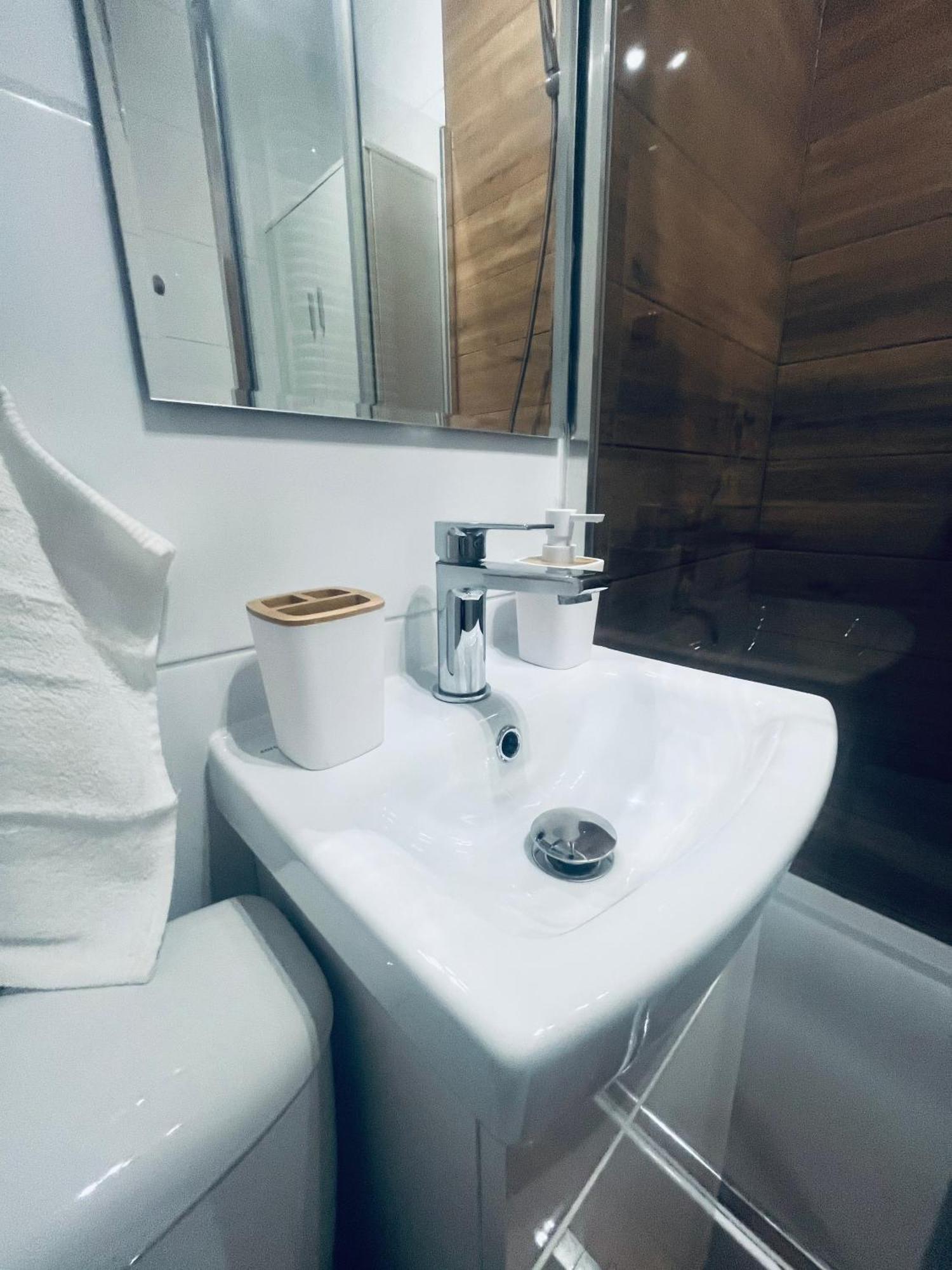 Silver Apartament Катовице Экстерьер фото